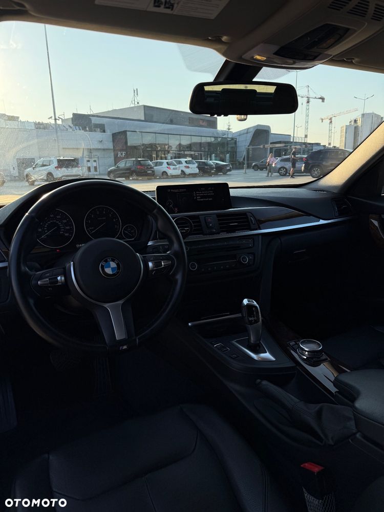 BMW Seria 3 328i - 8