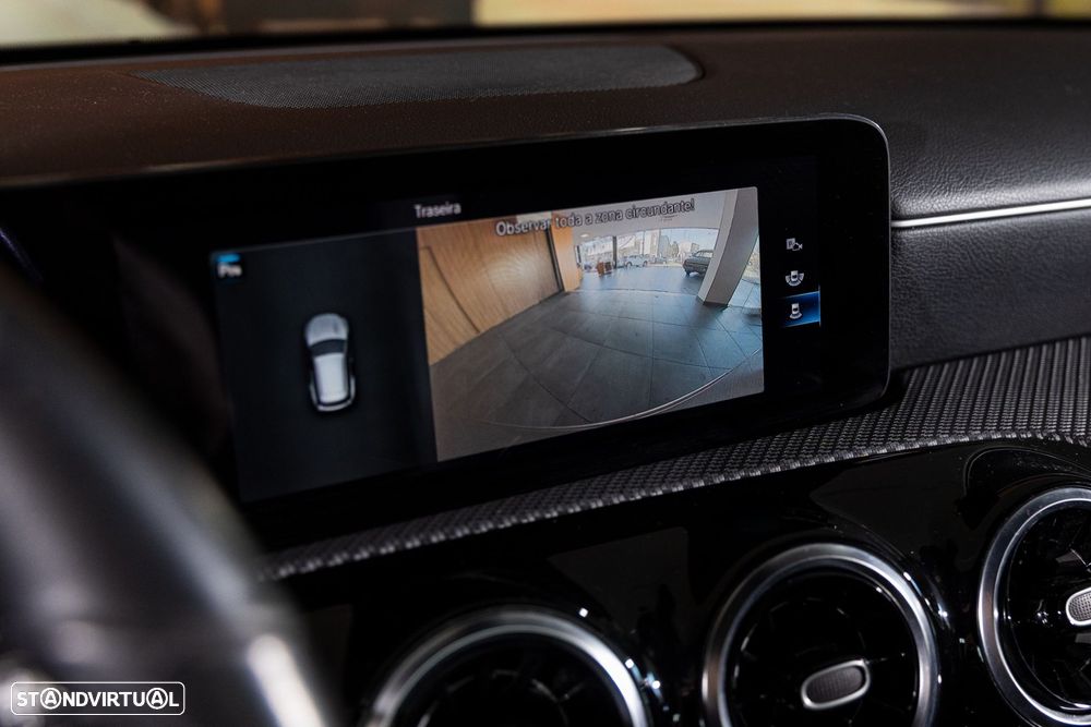 Mercedes-Benz CLA 250 e - 16