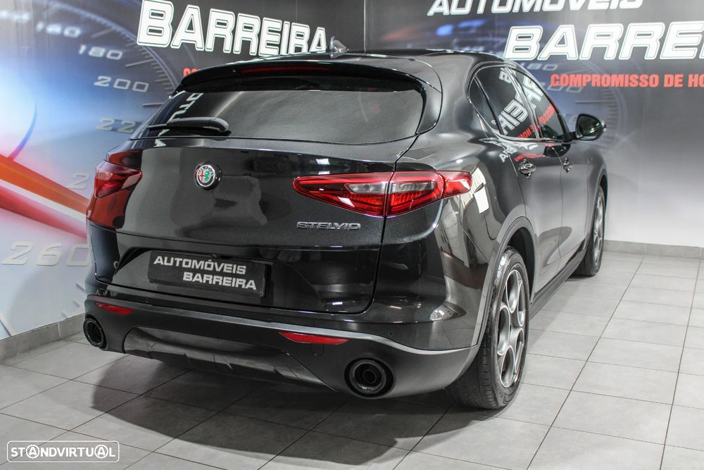 Alfa Romeo Stelvio 2.2 D Sprint AT8 - 15