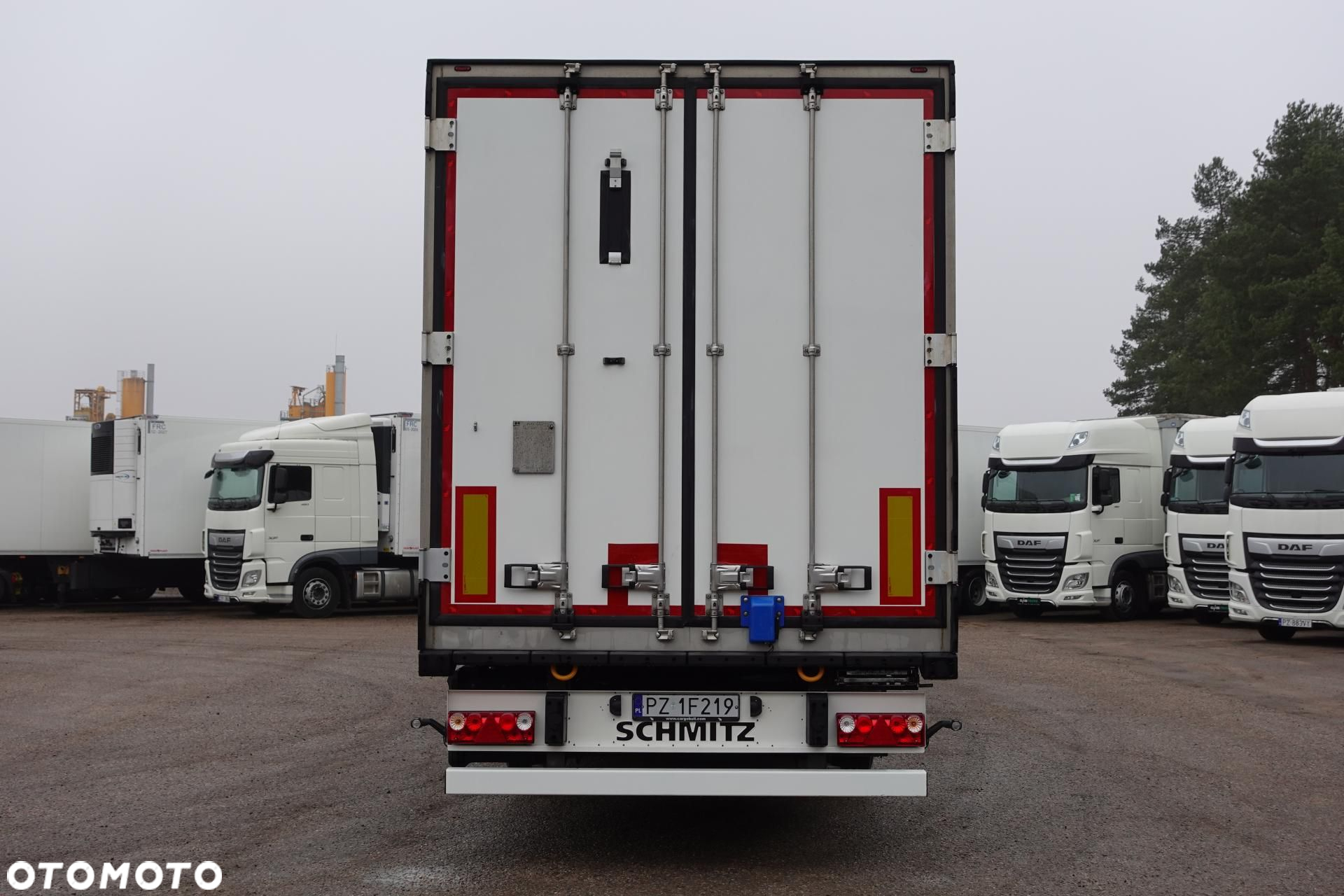 Schmitz Cargobull FP 60 Carrier Vector 1550 - 6