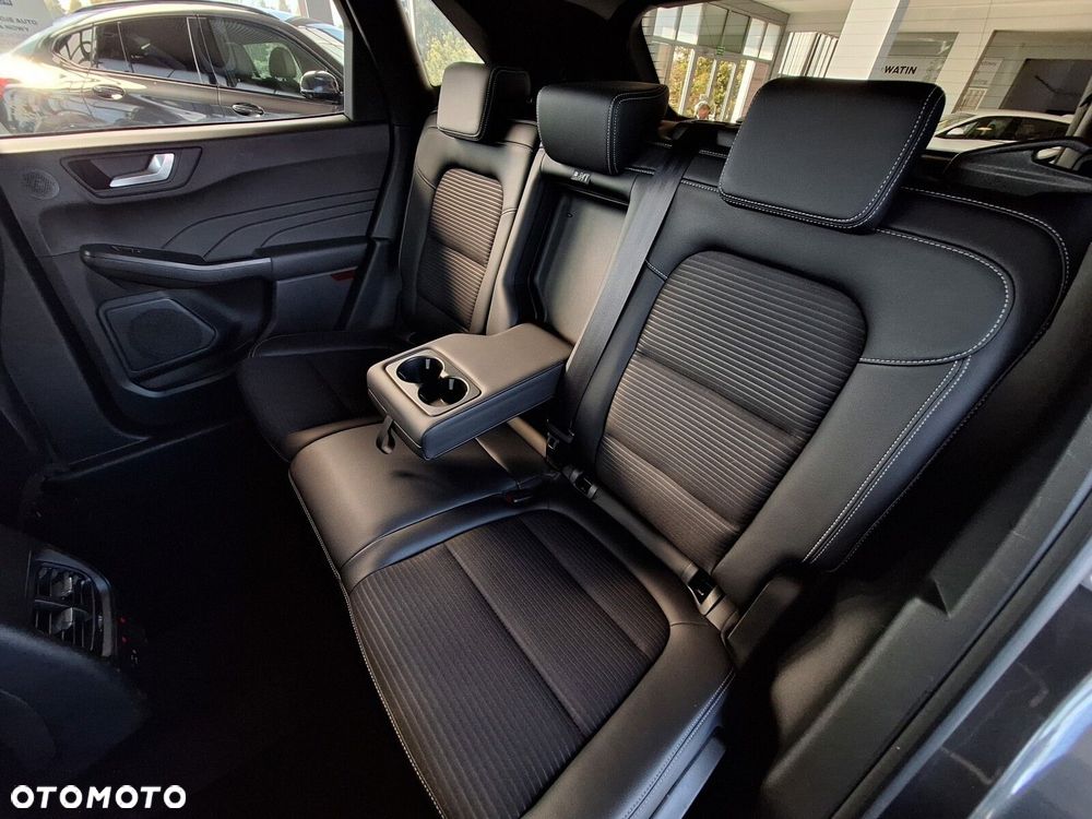 Ford Kuga 2.0 EcoBlue AWD Titanium X - 23