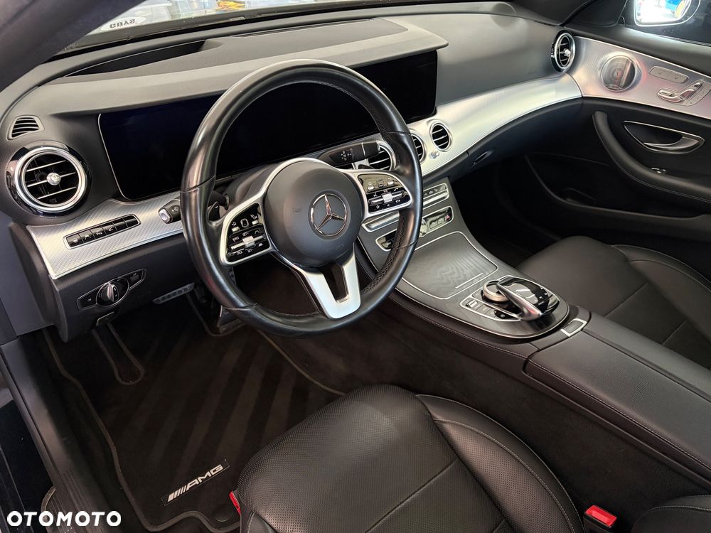 Mercedes-Benz Klasa E 300 d 9G-TRONIC - 16