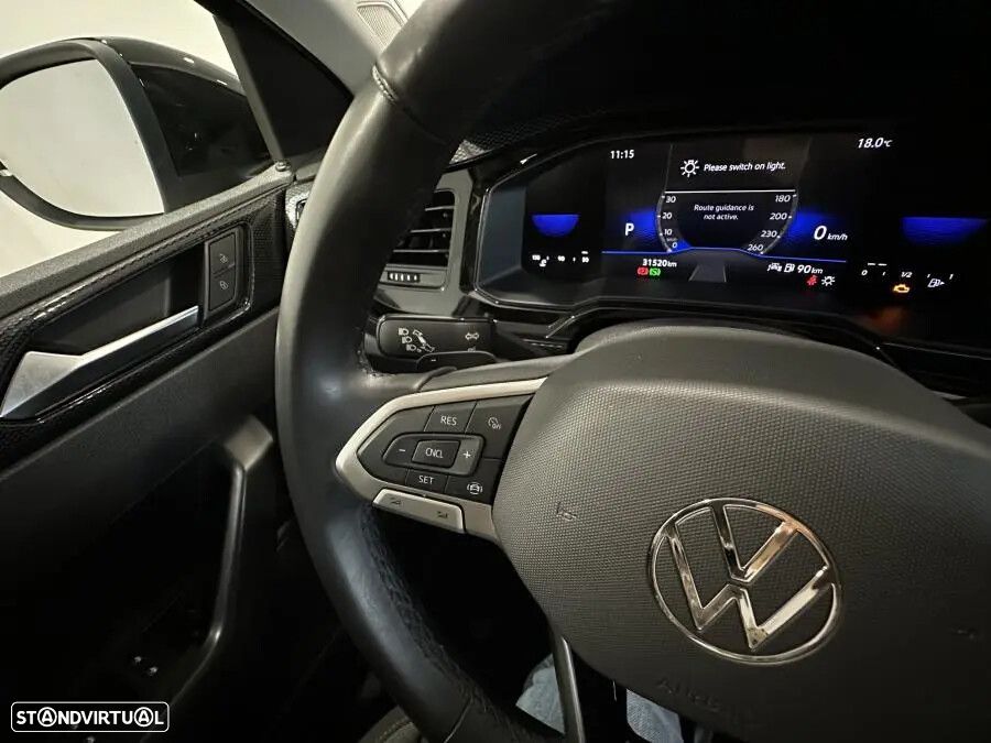 VW Taigo 1.0 TSI Urban DSG - 16