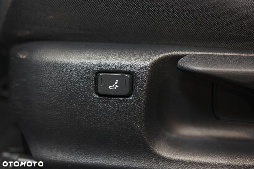 Toyota Corolla - 35