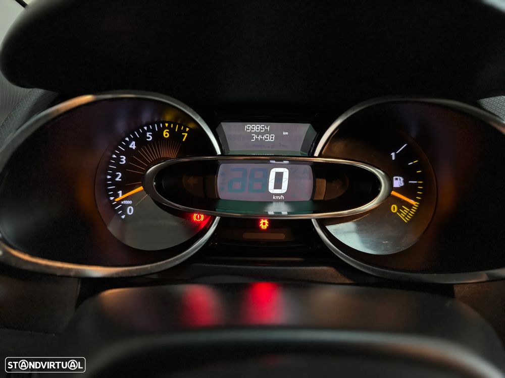 Renault Clio TCe 90 Luxe - 17