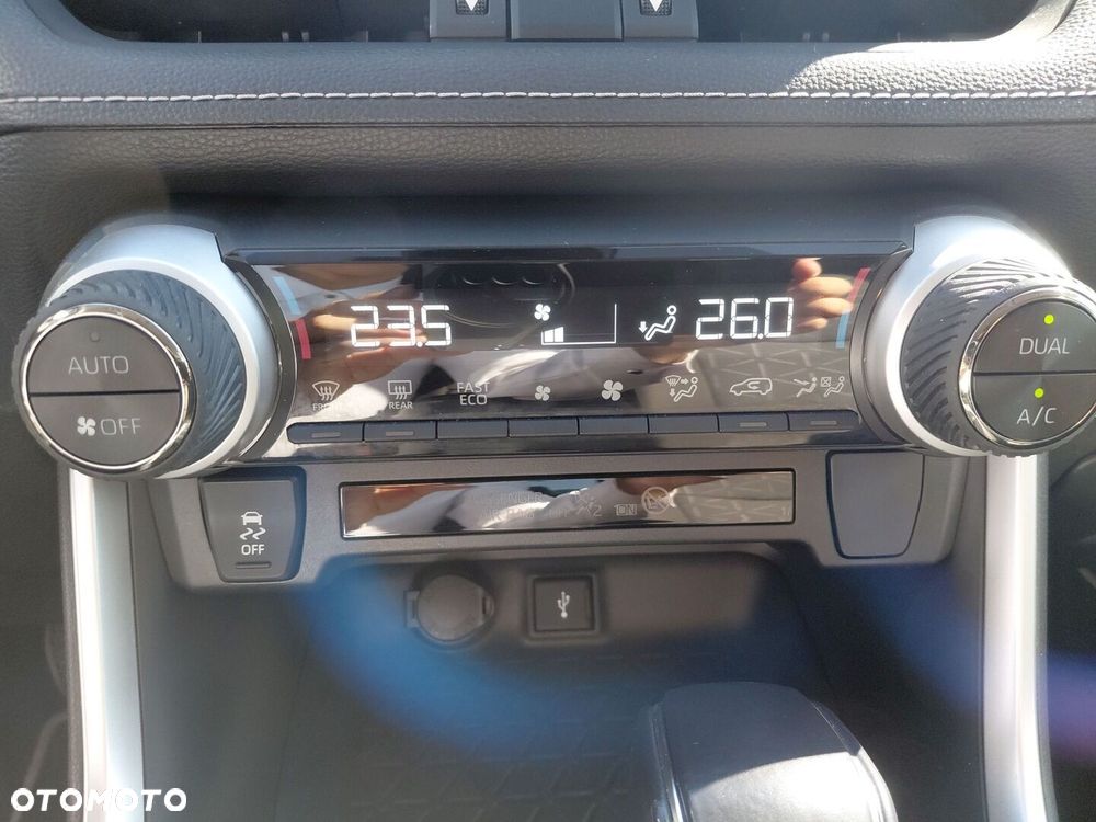 Toyota RAV4 2.5 Hybrid Active 4x2 - 24