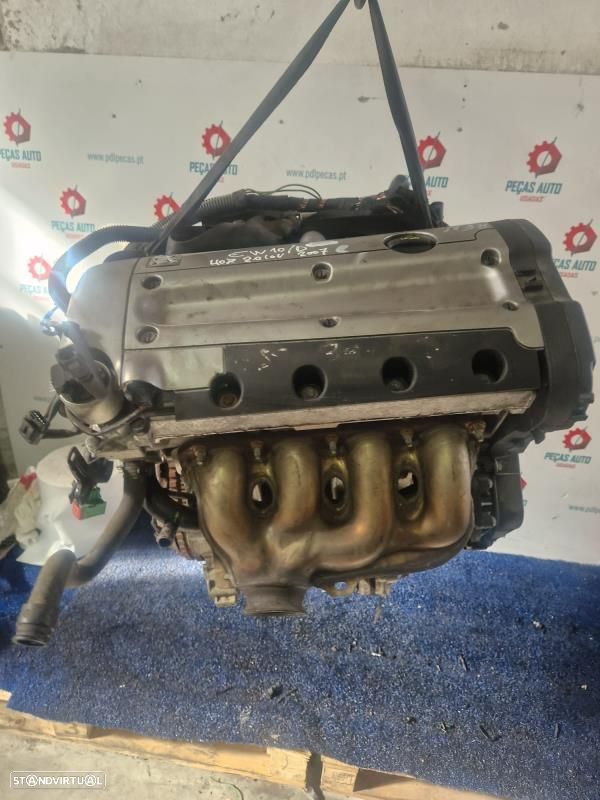Motor Combustão Peugeot 407 (6D_) - 6