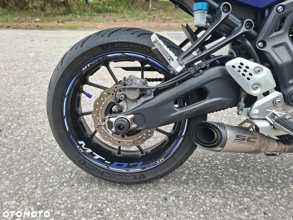 Yamaha MT - 6