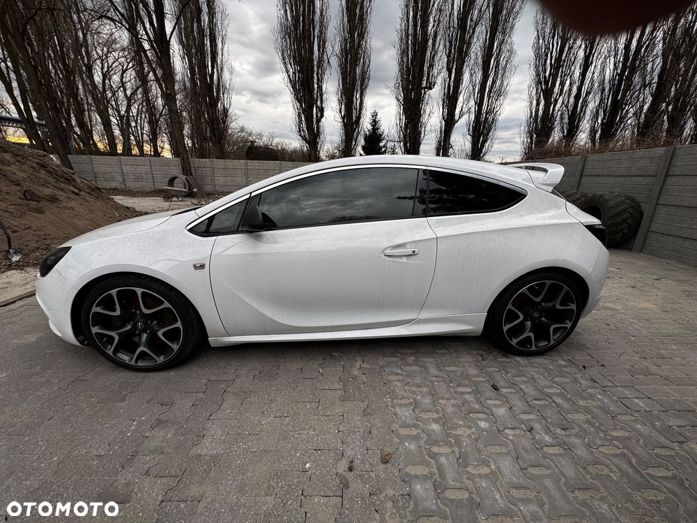 Opel Astra OPC Start/Stop - 3