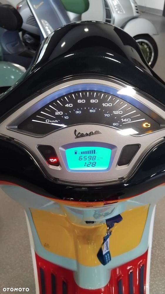 Vespa Primavera - 8
