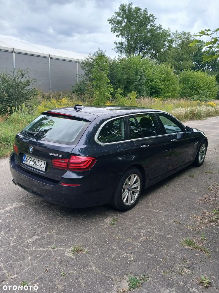 BMW 5 Series 2015 photo 4