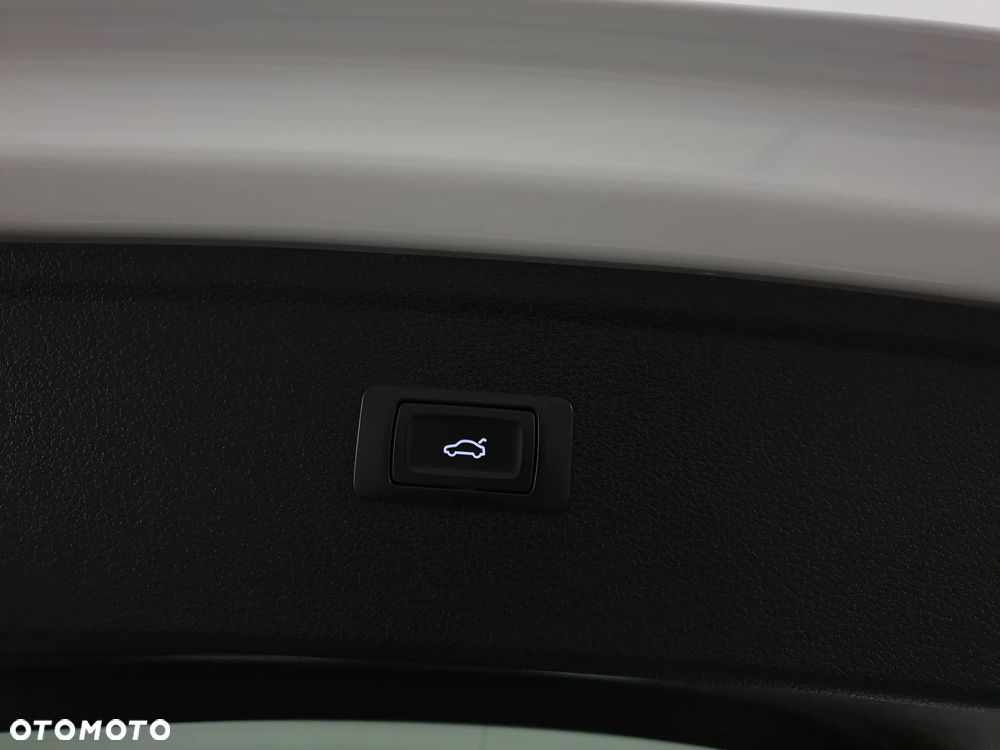 Audi Q5 40 TDI quattro S tronic S line - 36