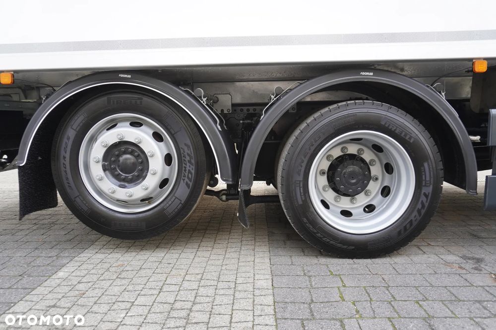 MAN TGX 26.400 / IGLOOCAR / Carrier Supra 1250 - 11