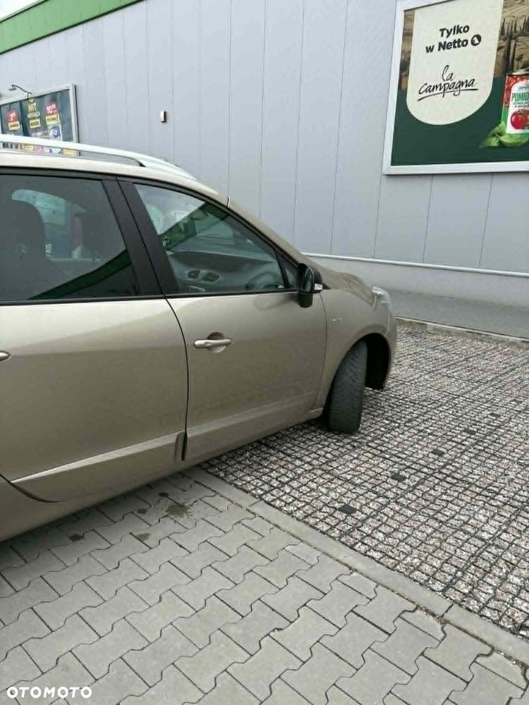 Renault Scenic 1.5 dCi Limited - 10