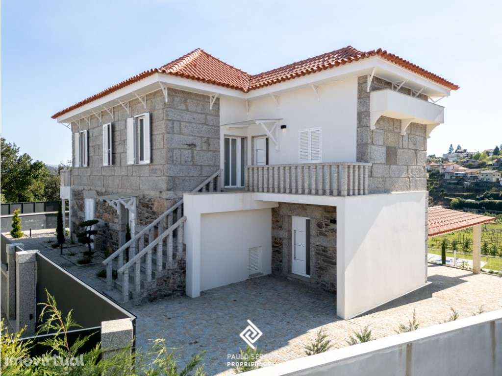 Moradia de campo dos anos 20, Felgueiras (Macieira da Lixa) - Grande imagem: 2/34