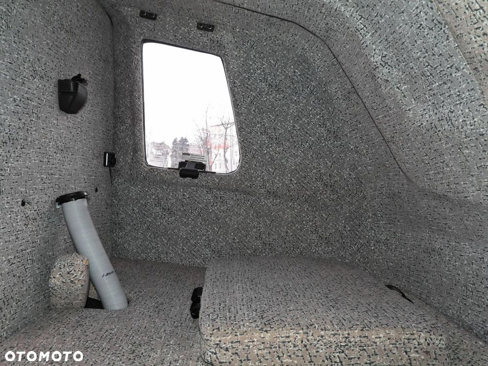 Iveco DAILY 35S16 PLANDEKA 10 PALET WEBASTO TEMPOMAT KLIMATYZACJA  160KM - 41