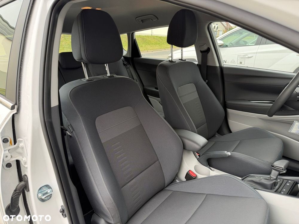 Hyundai Bayon 1.0 T-GDI Smart DCT - 24