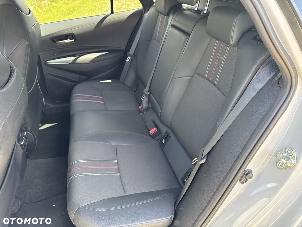 Toyota Corolla 1.8 Hybrid GR Sport - 10