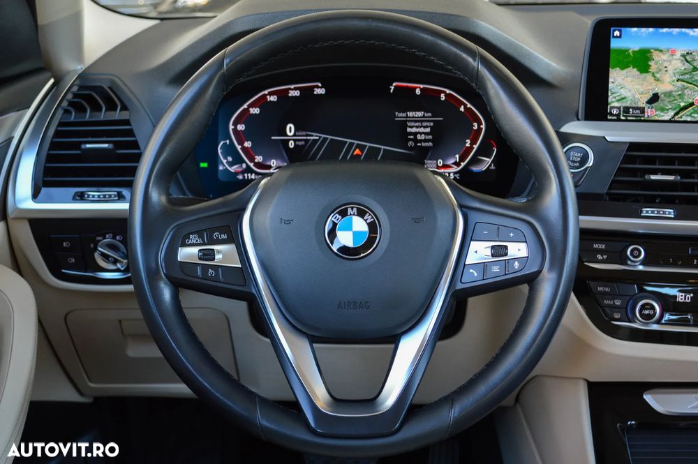 BMW X3 xDrive20i Aut. xLine - 38