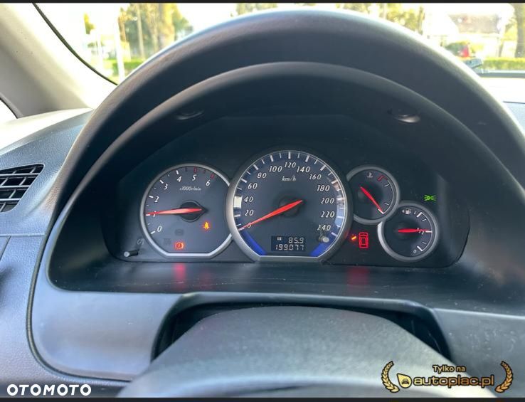 Mitsubishi Grandis - 15