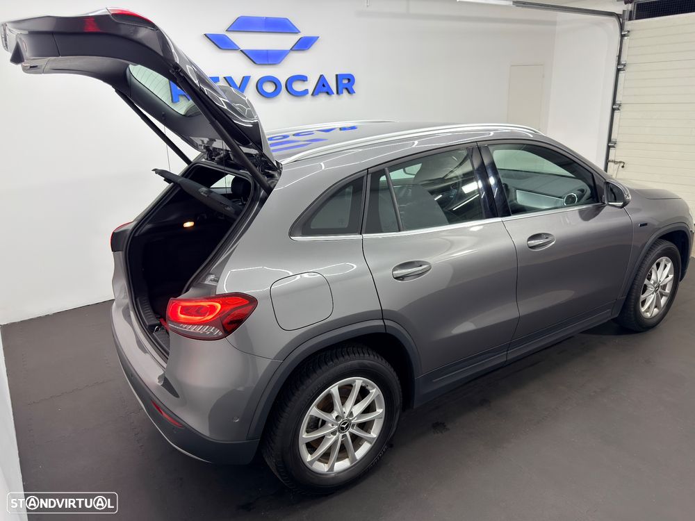Mercedes-Benz GLA 250 e 8G-DCT Edition Progressive Line - 32