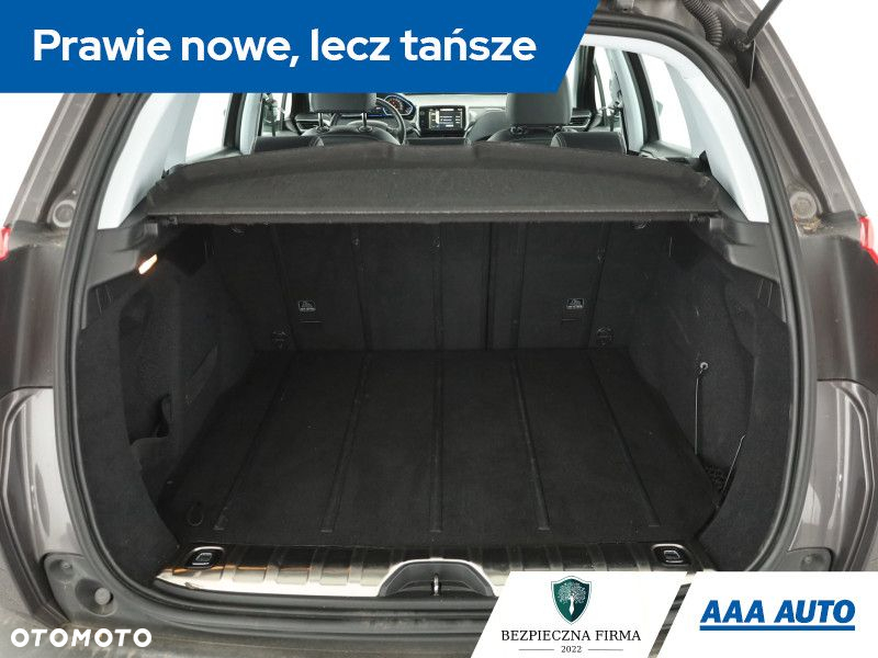 Peugeot 2008 - 23