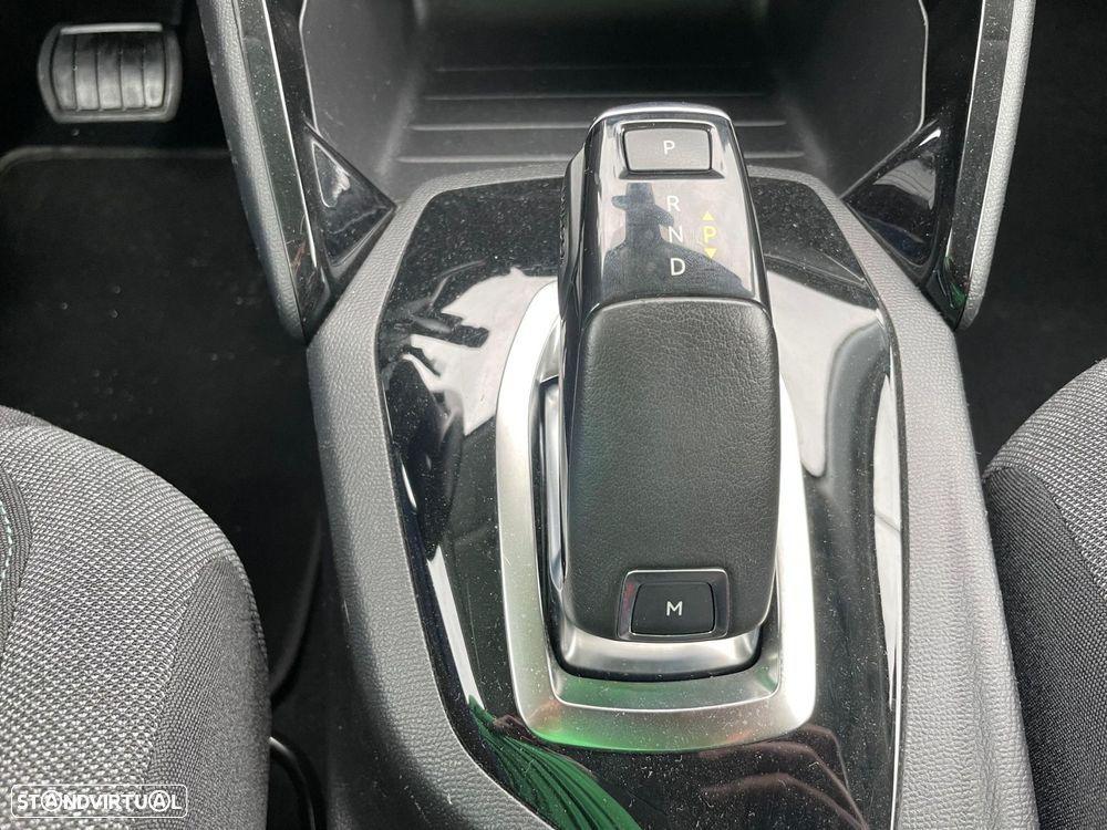 Peugeot 208 1.2 PureTech Allure Pack EAT8 - 22