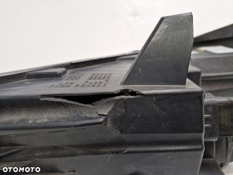 OPEL GRANDLAND X LAMPA PRAWY PRZÓD PRZEDNIA PRAWA LED UK YP00015480 - 9