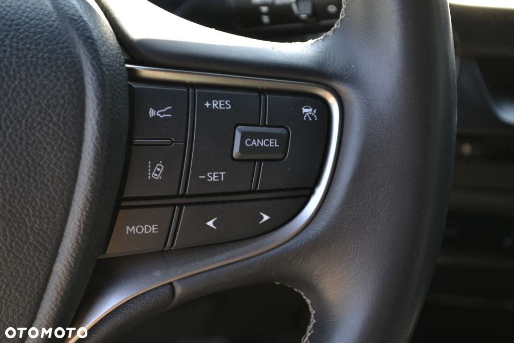 Lexus UX 250h Prestige 2WD - 29
