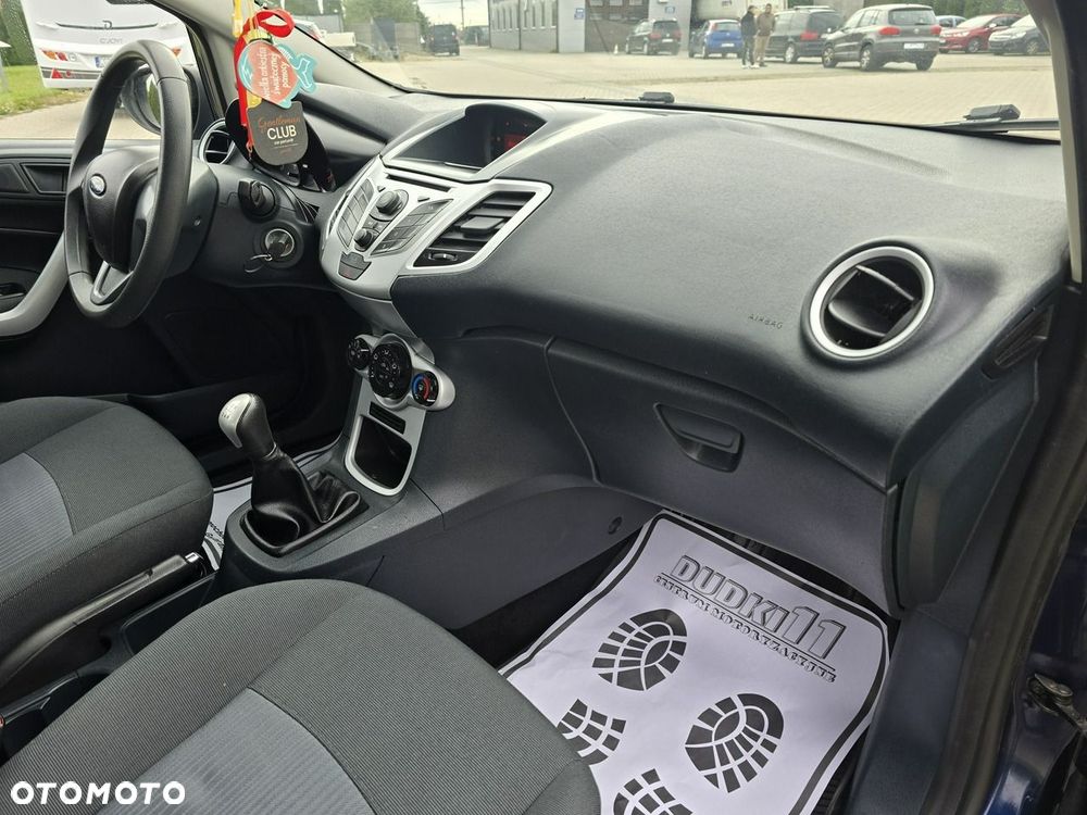 Ford Fiesta - 27