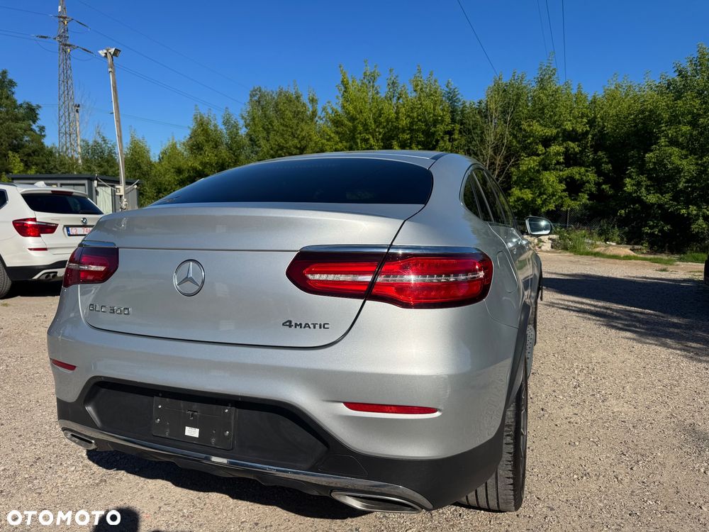 Mercedes-Benz GLC 300 4Matic 9G-TRONIC AMG Line - 4