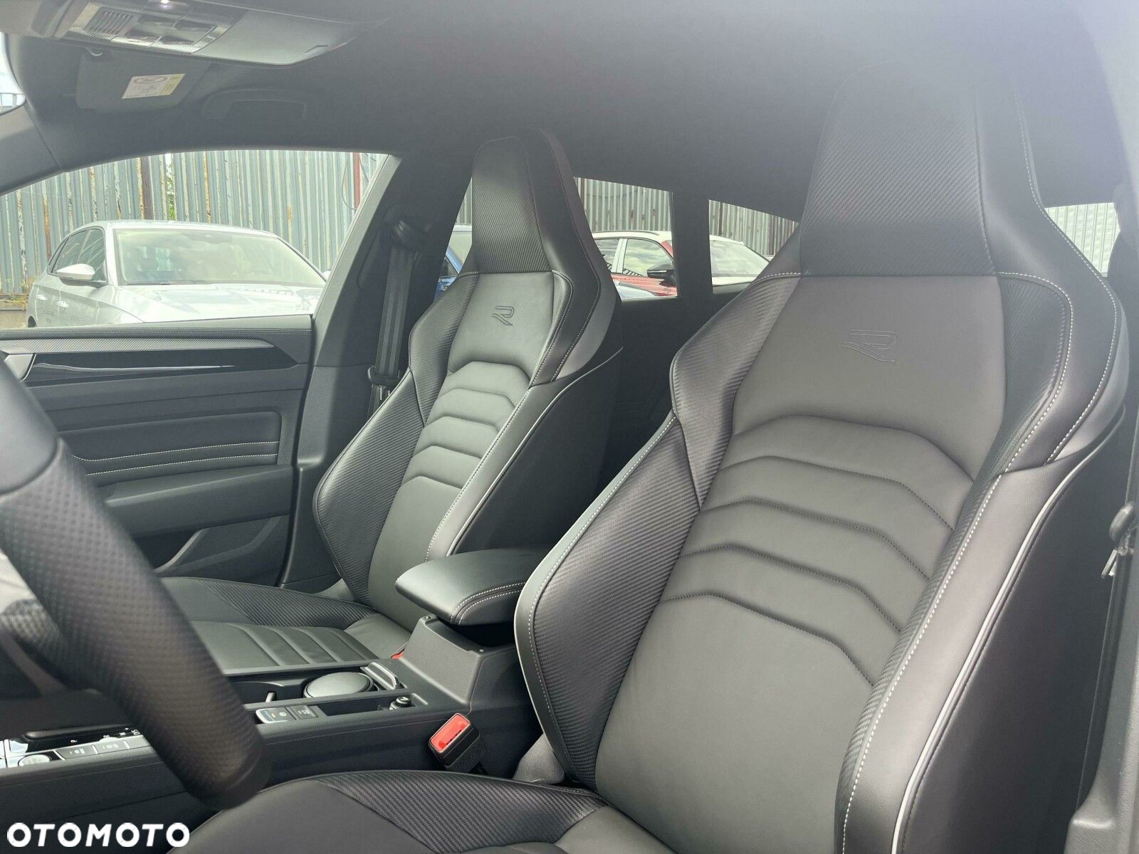 Volkswagen Arteon 2.0 TSI R-Line DSG - 12