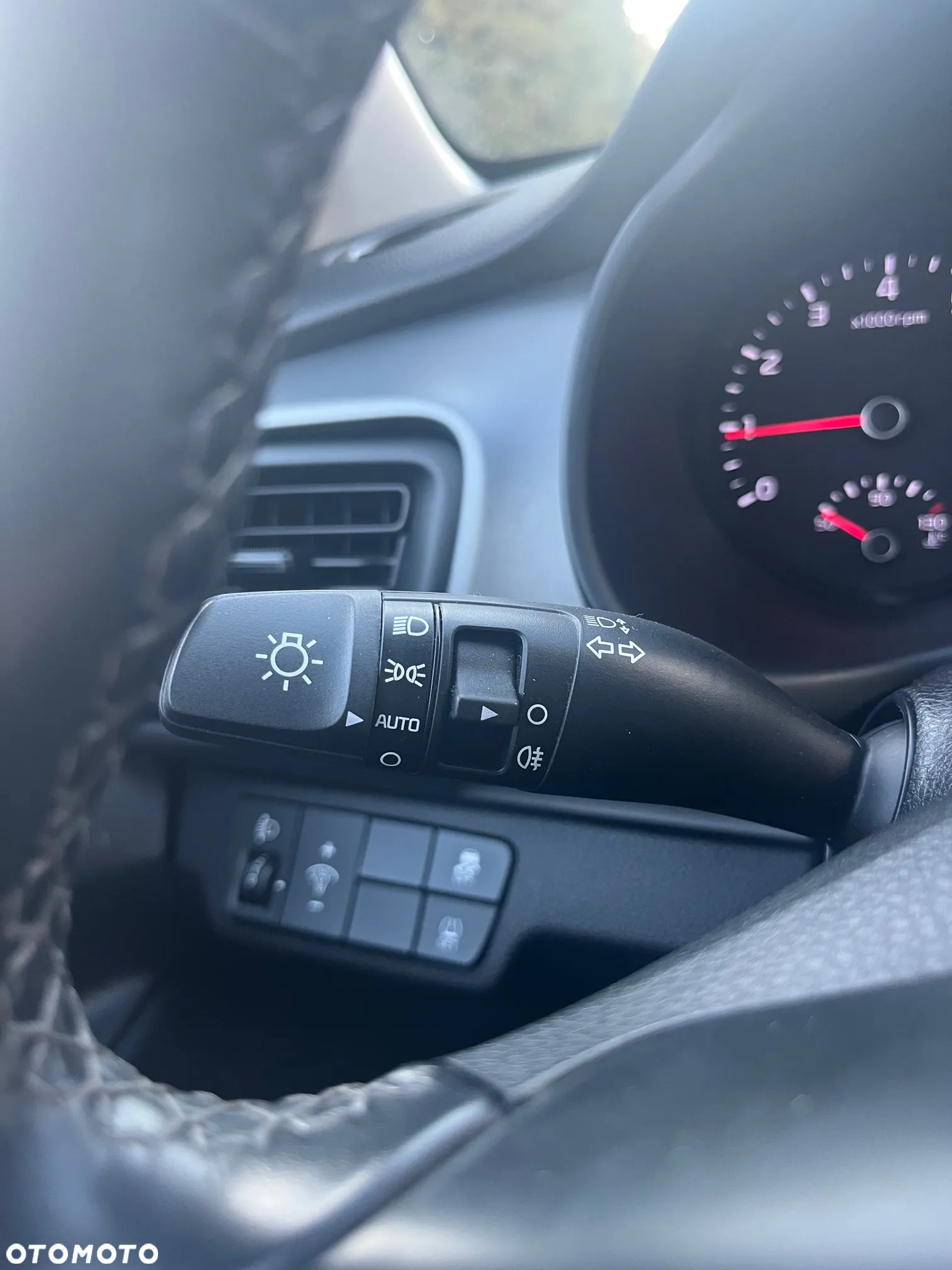 Kia Stonic - 15