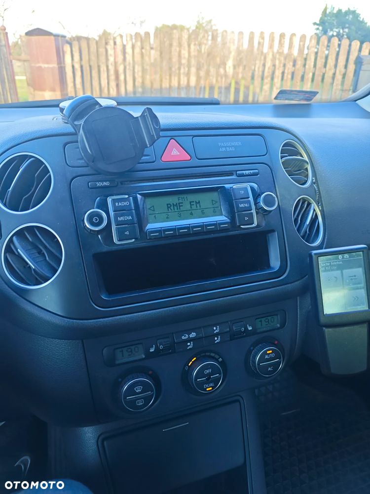 Volkswagen Golf Plus 1.9 TDI DPF United - 23