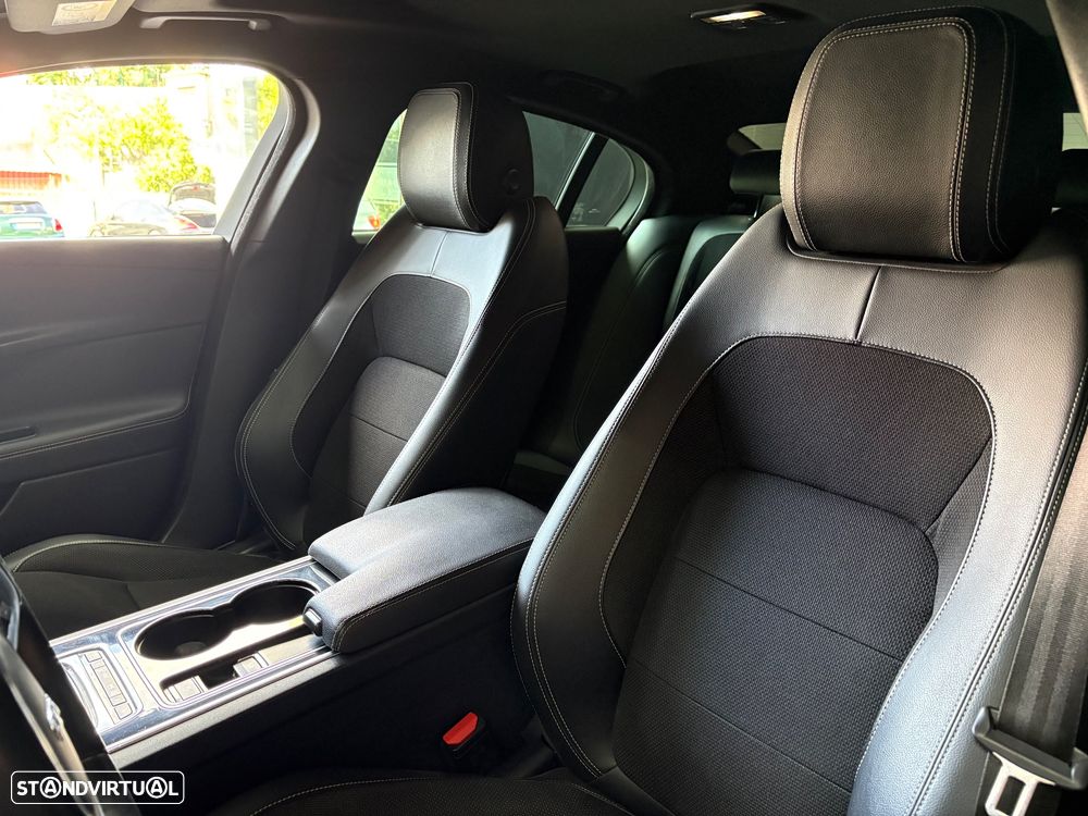 Jaguar XE 20d Aut. R-Sport - 38