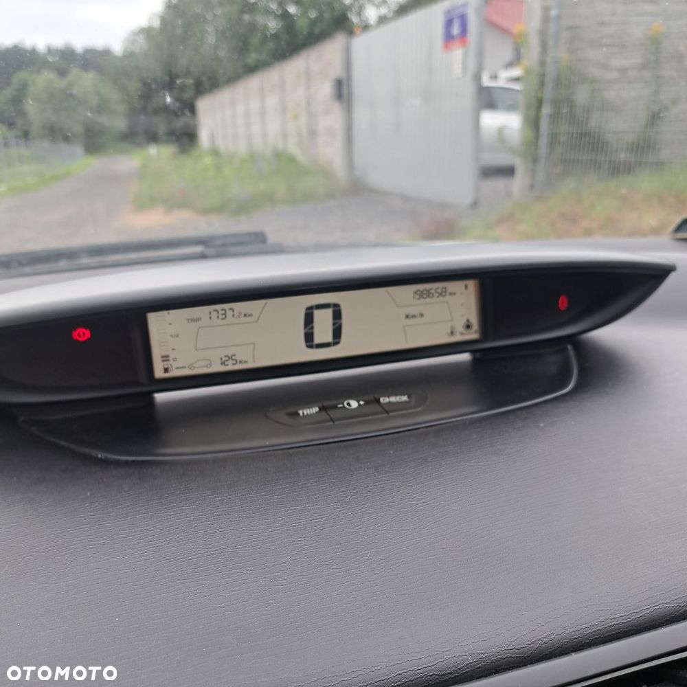 Citroën C4 1.6 HDi X - 5