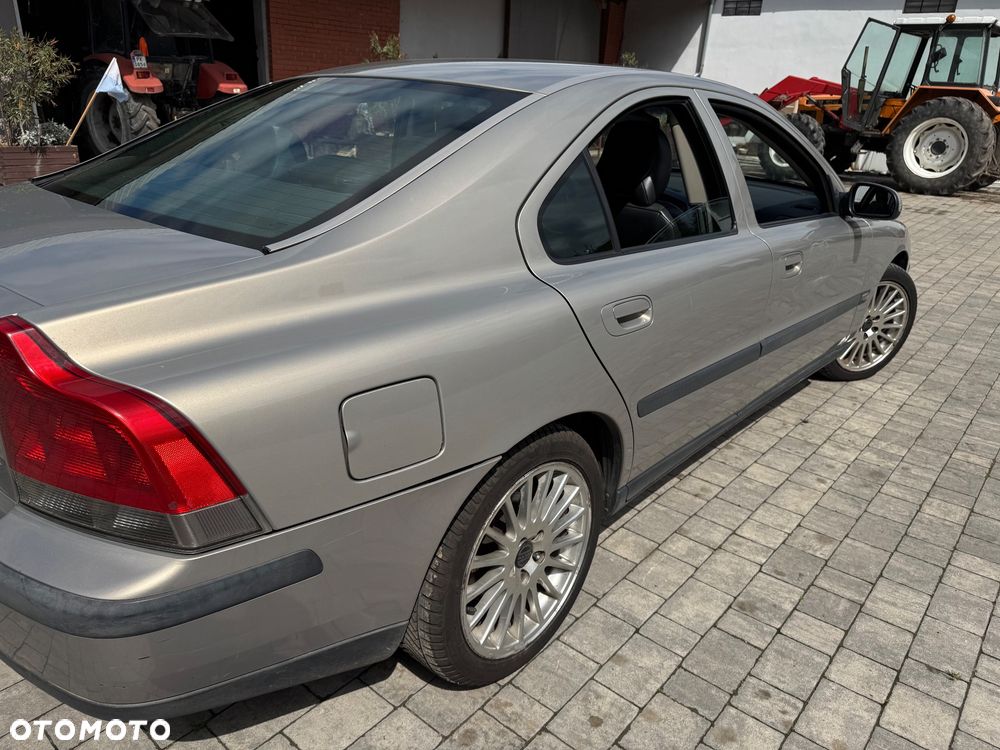 Volvo S60 2.4 D5 - 20