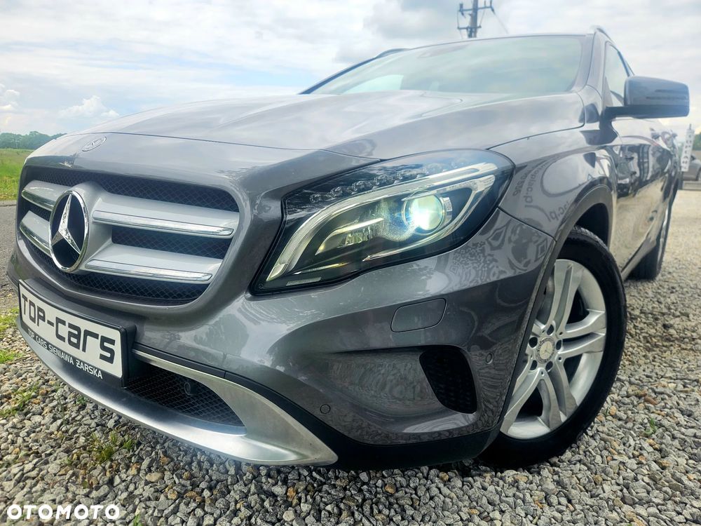Mercedes-Benz GLA - 6