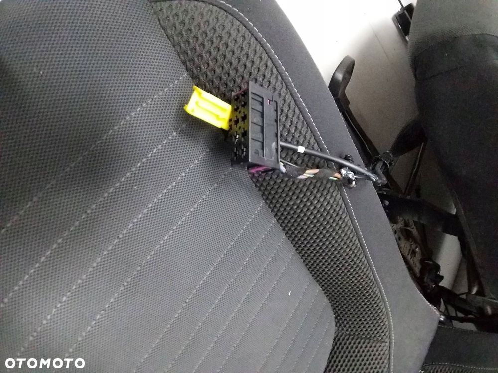 vw scirocco 1k8 fotel fotele kanapa komplet grzane 08r- - 8