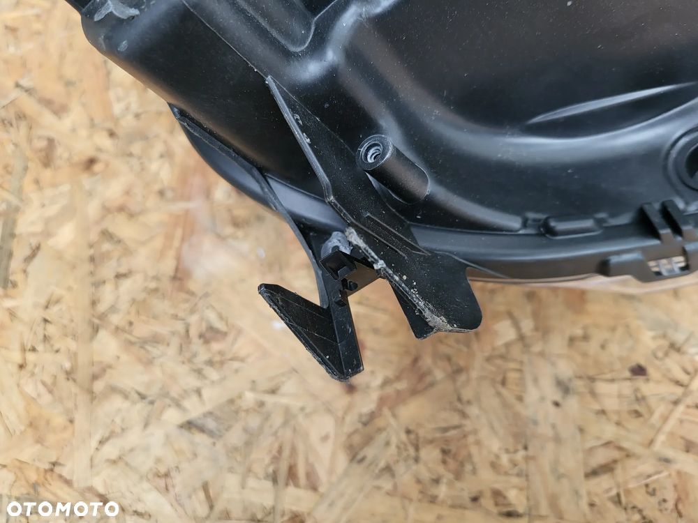 Lampa przednia lewa Citroen C3 III - 5