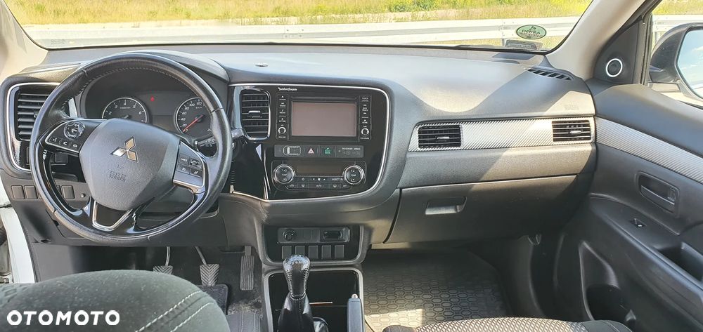 Mitsubishi Outlander ver-2-0-intense-2wd - 4