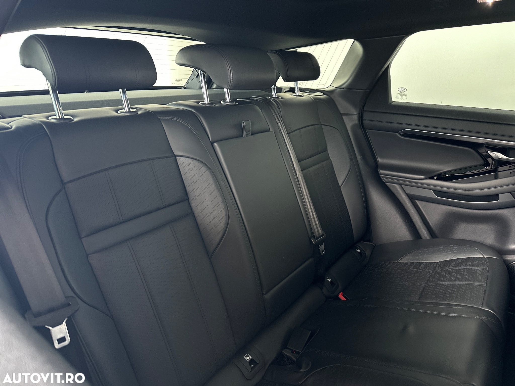 Land Rover Range Rover Evoque 2.0 D180 R-Dynamic - 39