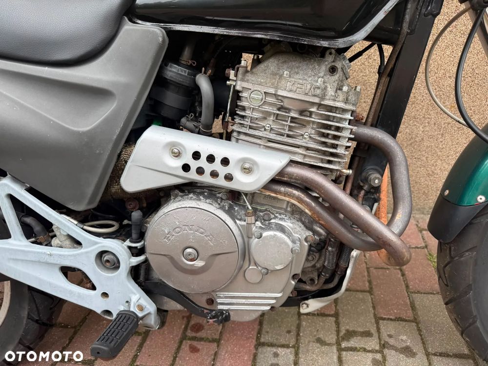 Honda SL - 22