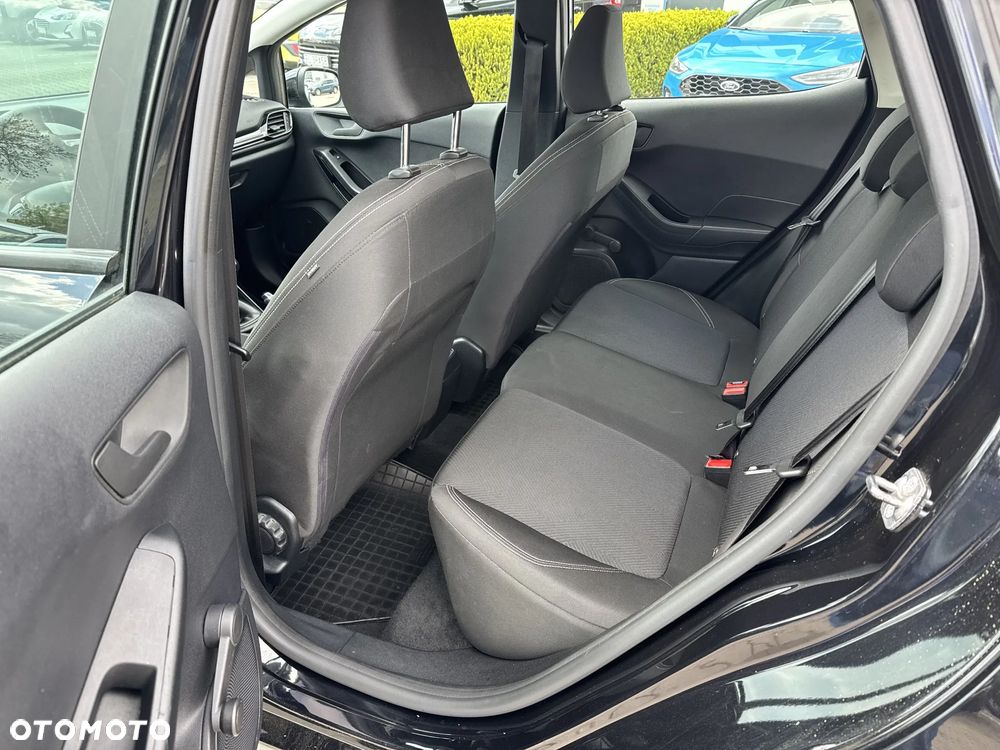 Ford Fiesta 1.1 Trend ASS - 11