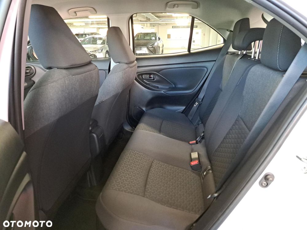 Toyota Yaris Cross Hybrid 1.5 Comfort - 28