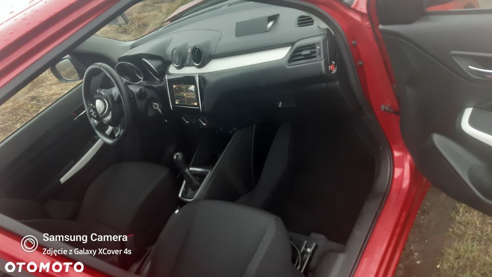 Suzuki Swift 1.2 Dualjet Allgrip Comfort - 11