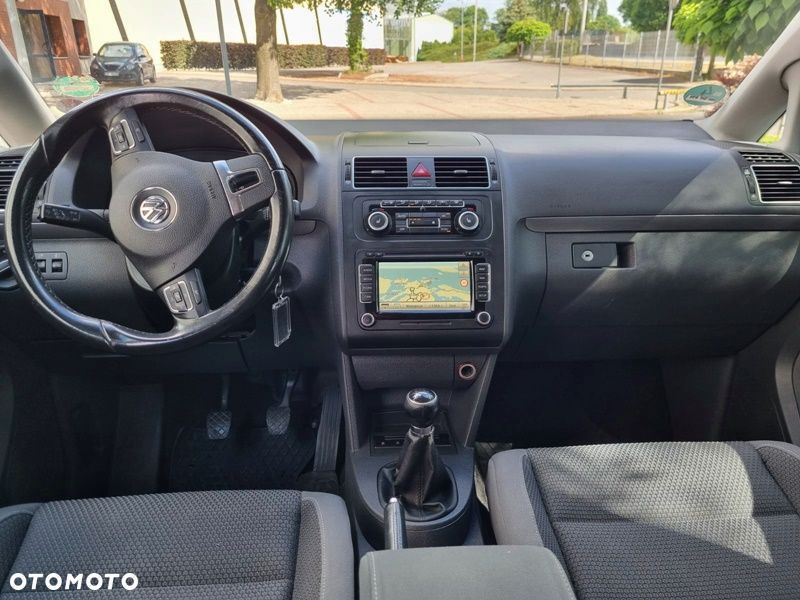 Volkswagen Touran 2.0 TDI Highline - 12