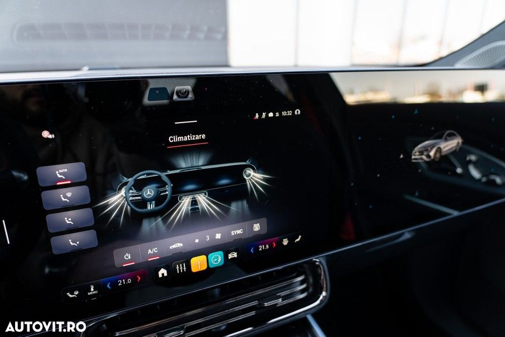 Mercedes-Benz CLA - 32