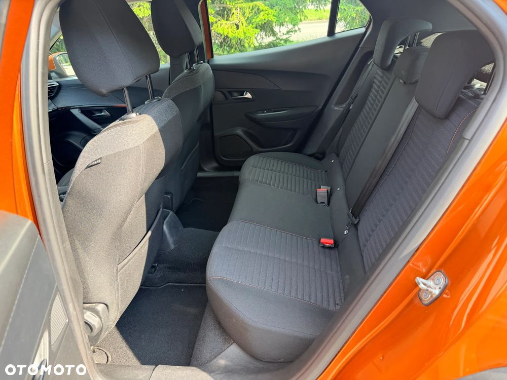 Peugeot 2008 PureTech 130 EAT8 Allure - 9