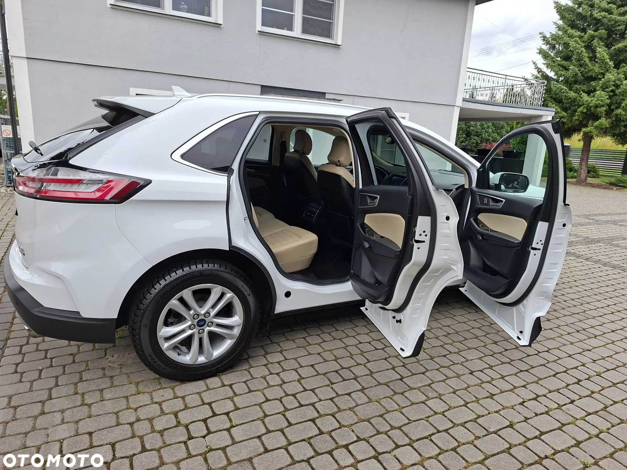 Ford Edge - 7